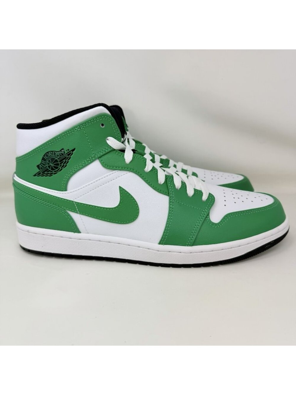 Nike Air Jordan 1 Mid Lucky Green Basketball Shoes Men's Size 12